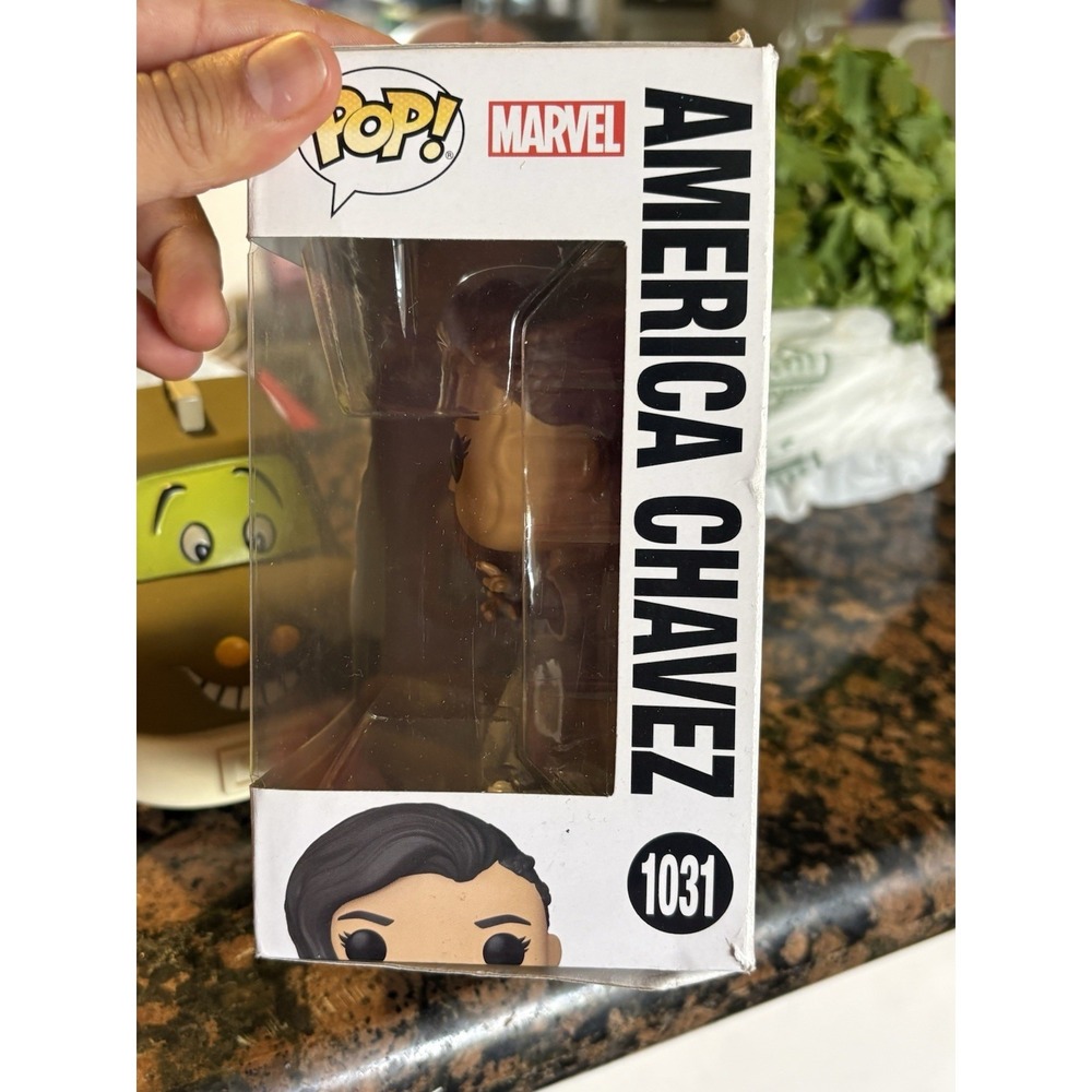 Funko Pop Marvel Doctor Strange Multiverse of Madness America Chavez 1031 Figure - Picture 6 of 7